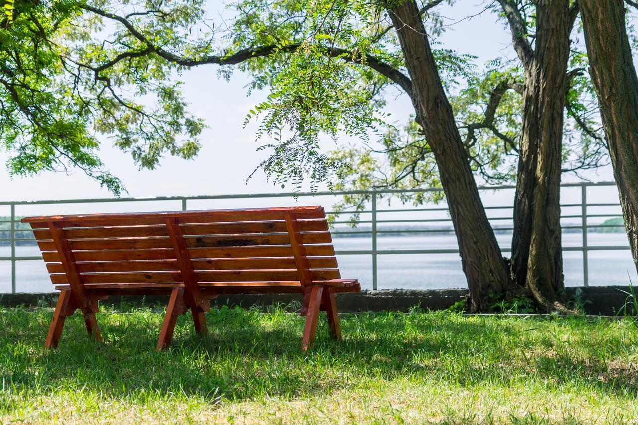 Volna Resort Svitlovodsʼk Zewnętrze zdjęcie